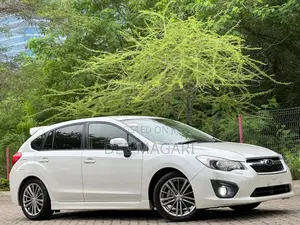 Subaru Impreza 2012 Nyeupe