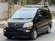 Toyota Alphard 2005 Nyeusi - 1