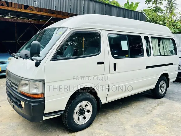 Toyota HiAce 2002 Diesel 4WD Manual - 1