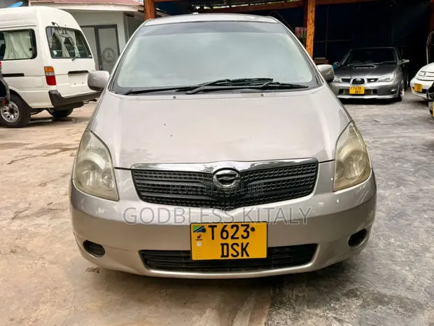 Toyota Corolla Spacio 1.5 V 2002 Silver - 1