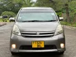 Toyota ISIS 2006 Gray - 1