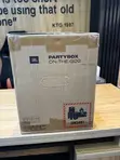 JBL PartyBox On-The-Go 2 na Maikrofoni 2 - 3