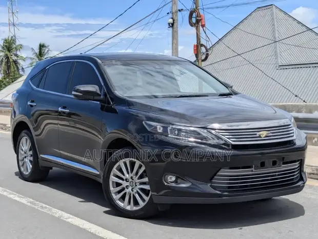 Toyota Harrier 2.0 4WD 2017 Black - 1