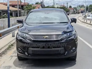 Toyota Harrier 2.0 4WD 2017 Nyeusi