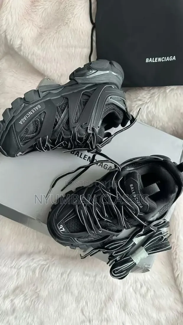 Balenciaga Sneakers Ngozi Halisi - 1