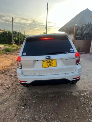 Subaru Forester XT 2011 White