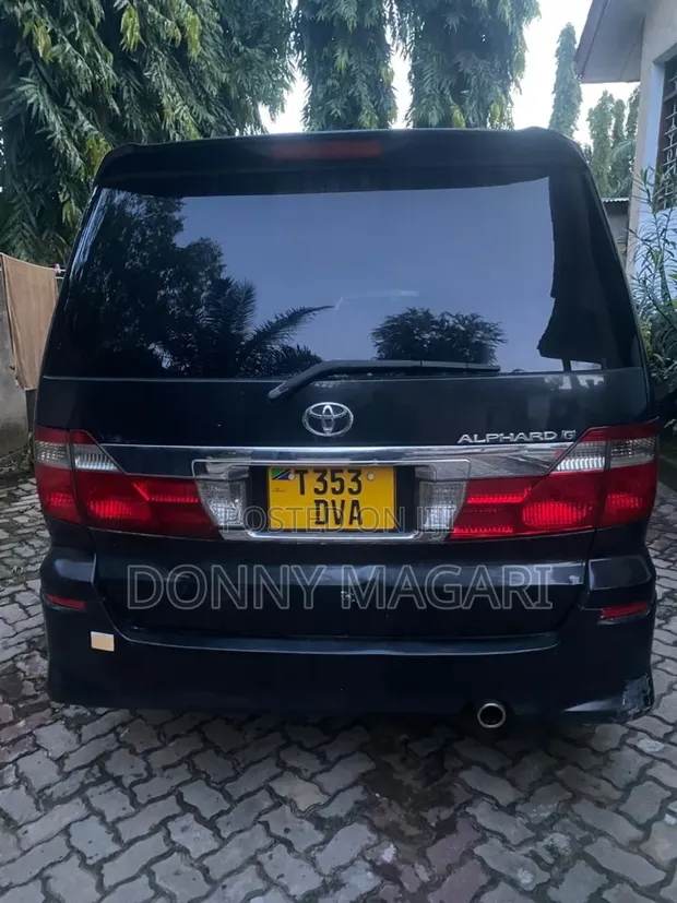 Toyota Alphard 2005 Black - 1