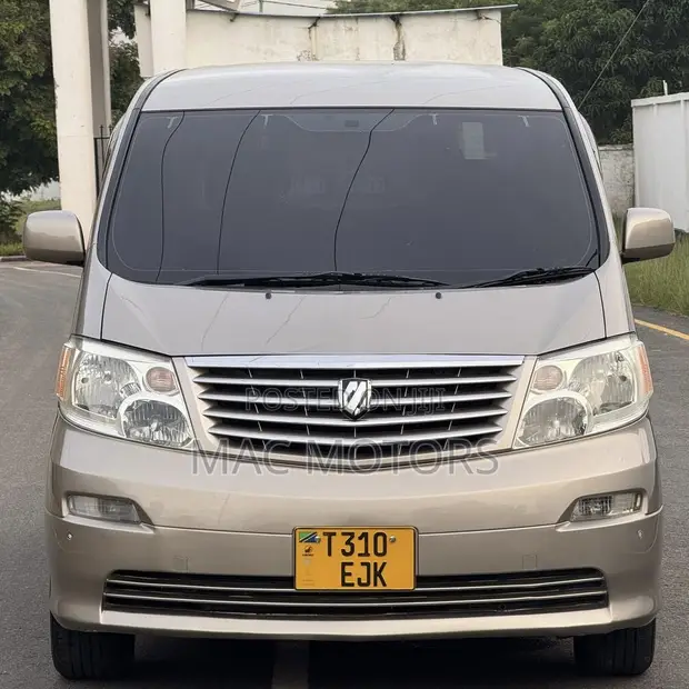Toyota Alphard 2004 Beige - 1