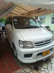 Toyota Noah 2001 White - 2