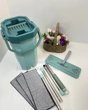Flat Mop and Bucket Set with 4 Microfiber Pads