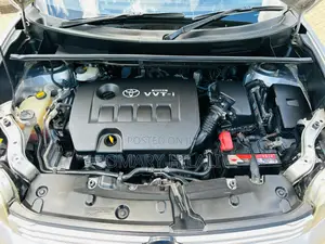 Toyota Corolla Rumion 2008 Nyeupe