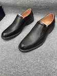 Clarks Men's Leather Moccasins - Black - 5