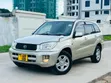 Toyota RAV4 Automatic 2003 Dhahabu - 2