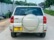 Toyota RAV4 Automatic 2003 Dhahabu - 3