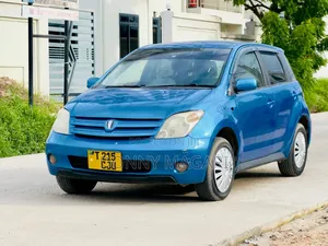 Toyota IST 2003 Bluu