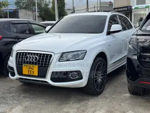 Audi Q5 S-Line 2012 Nyeupe