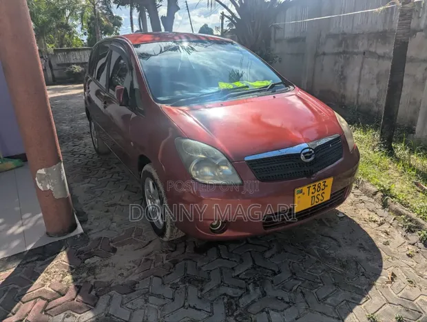 Toyota Corolla Spacio 1.5 X 2004 Red - 1