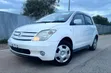 Toyota IST 2003 - Pearl White - 4