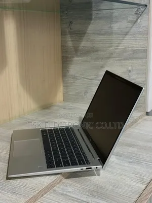 Laptop HP EliteBook 845 G10 16GB RAM, 512GB SSD