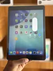 Apple iPad 9.7" 64GB Nyeusi (Iliyo tumika) - 1