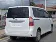 Toyota Noah 2.0 143hp AWD 2008 White - 3