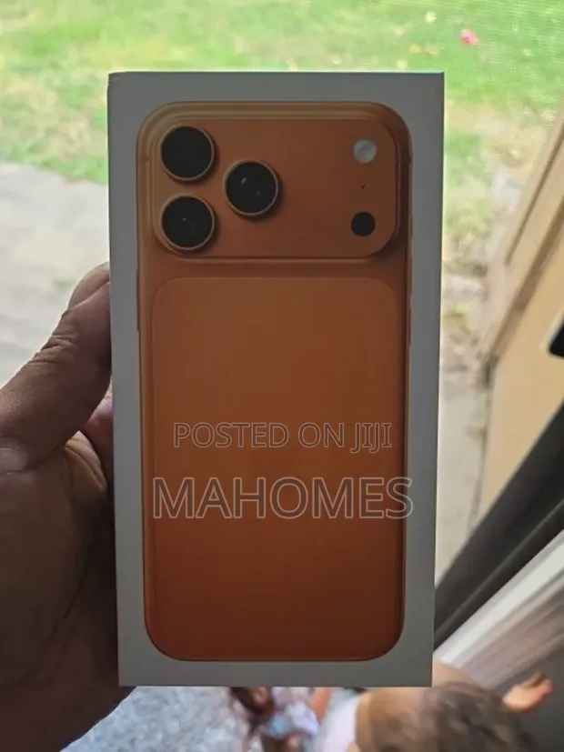 Apple iPhone 17 Pro Max 2TB Mpya Rangi ya Chungwa - 1