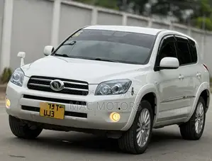 Toyota RAV4 2006 Nyeupe