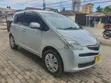 Toyota Ractis 2009 Silver - 4