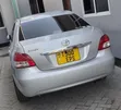 Toyota Belta 2006 Silver - 4