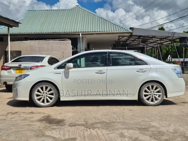 Toyota Sai 2.4 Hybrid FWD 2012 Nyeupe - 1