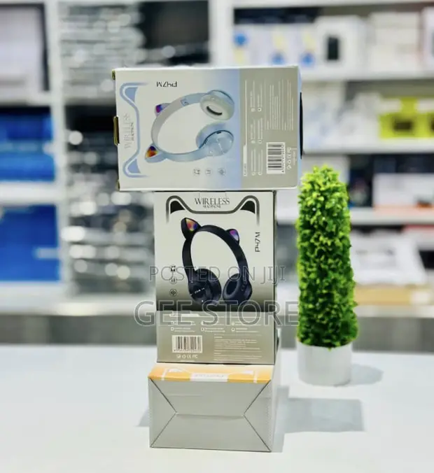 Cat Ear Wireless Headphones - 1