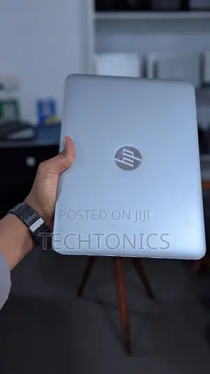 HP EliteBook 820 G3 Laptop - Core i5, 8GB RAM, 256GB SSD, Touchscreen