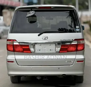 Toyota Alphard G 2004 Silver