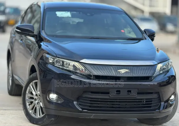 Toyota Harrier 2016 Nyeusi - 1