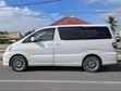 Toyota Alphard 2005 White - 5