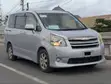 Toyota Noah 2.0 143hp AWD (8 Seater) 2008 Silver - 1