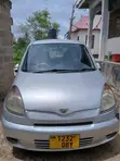 Toyota Fun Cargo 2004 Silver - 2