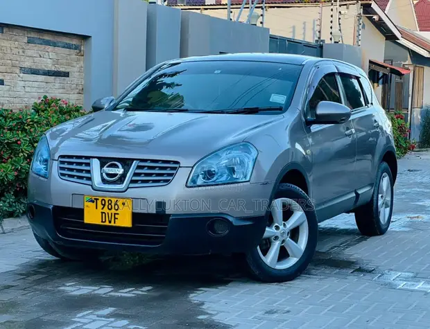 Nissan Dualis 2009 Nyeupe - 1