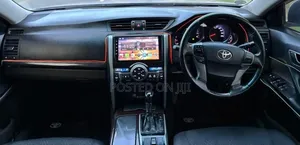 Toyota Mark X 2011 Kijivu