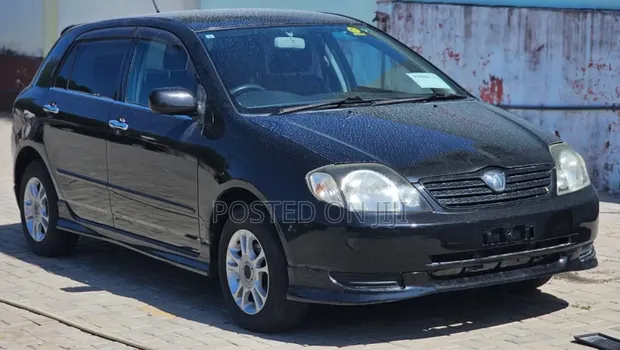 Toyota Corolla RunX 2002 Nyeusi - 1
