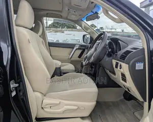 Toyota Land Cruiser Prado 2.8 TX 2017 - Matt Black