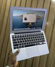 Apple MacBook Air 2015 8GB RAM 128GB SSD - 1