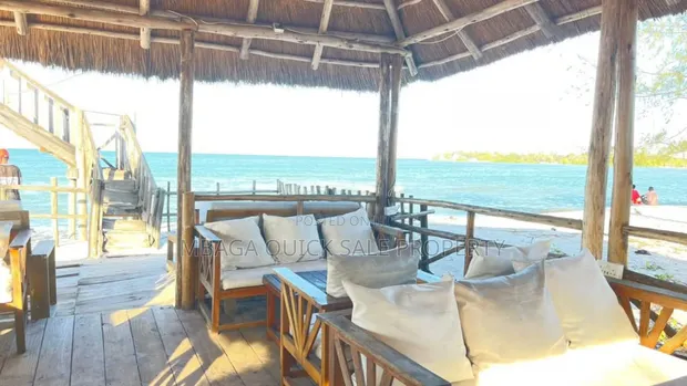 Mgahawa wa Beach kwa Ajili ya Kukodisha - Ununio Beach (400 sqm) - 1