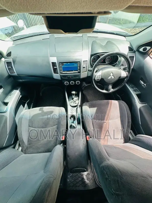 Mitsubishi Outlander 2007 Silver - 1