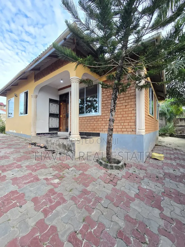 4 Bedroom House for Sale in Mbezi Kwa Msuguri - 1