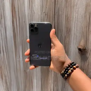 Apple iPhone 11 Pro Max 64GB Nyeusi