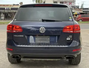 Volkswagen Touareg 2011 Bluu