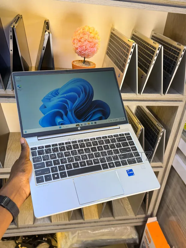 Laptop HP ProBook 640 G8 - Core i5, 8GB RAM, 256GB SSD - 1