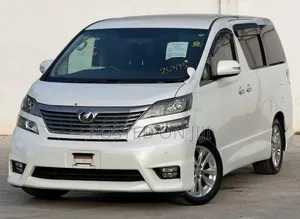 Toyota Alphard 2010