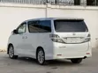 Toyota Alphard 2010 - 4
